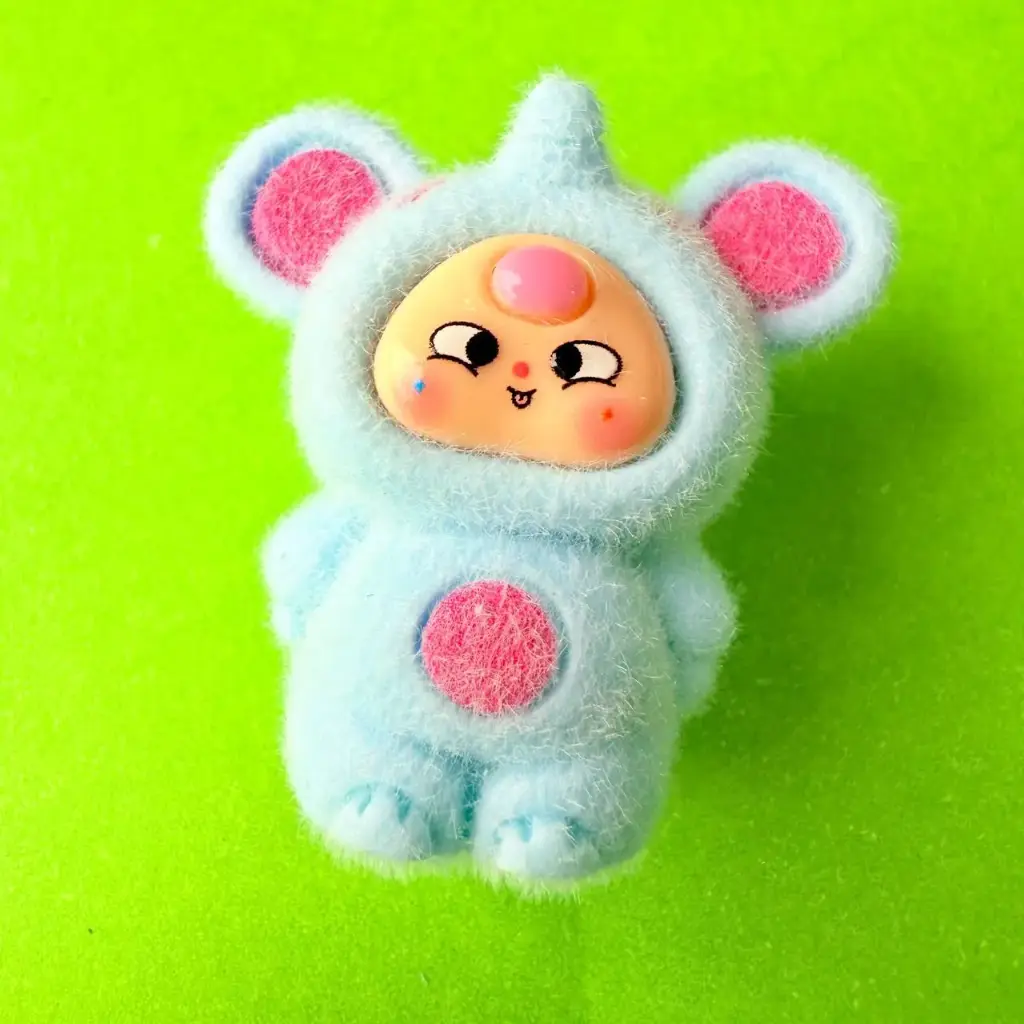 Figura Sorpresa Baby Three
